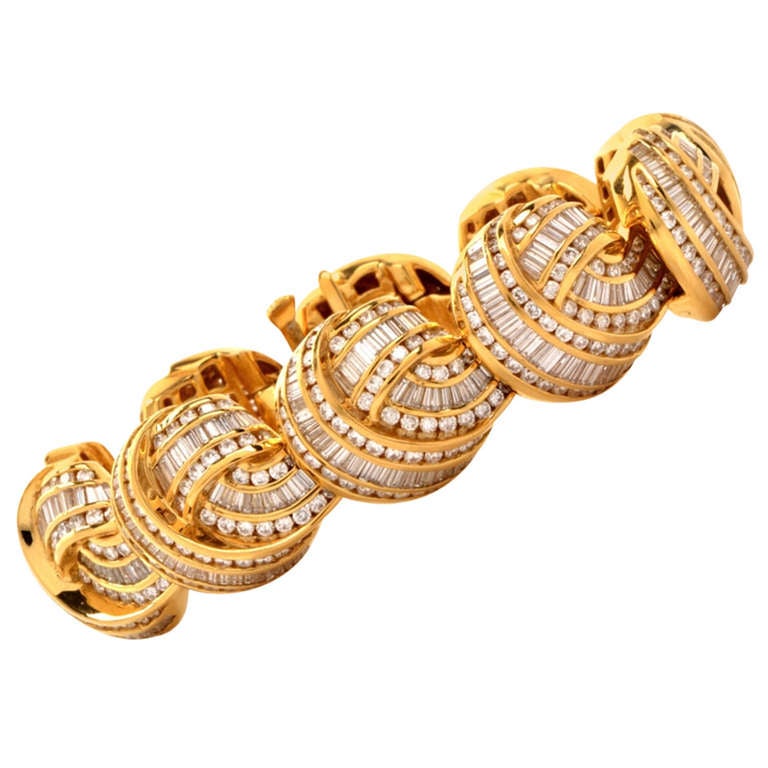 KRYPELL Baguette & Round Diamond Gold Bracelet