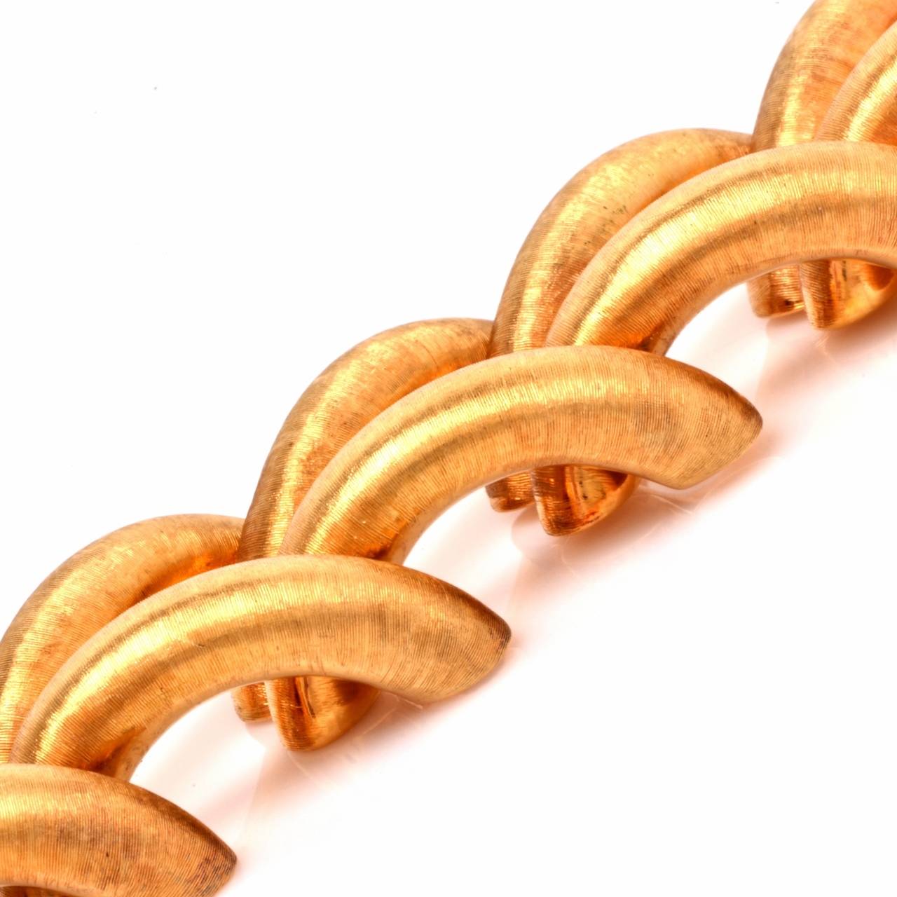 Buccelati Wide Gold Link Bracelet 3