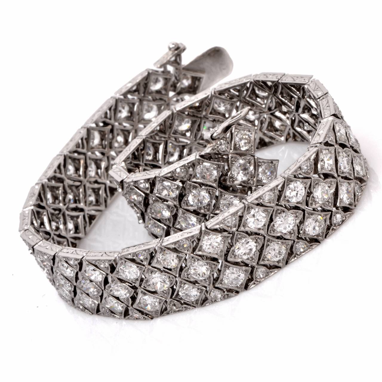Women's Art Deco 11 Carats Diamonds Platinum Bracelet