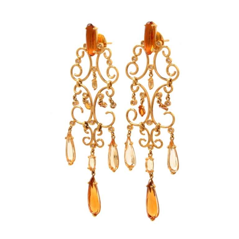 Citrine Diamond Gold Chandelier Earrings In Excellent Condition In Miami, FL