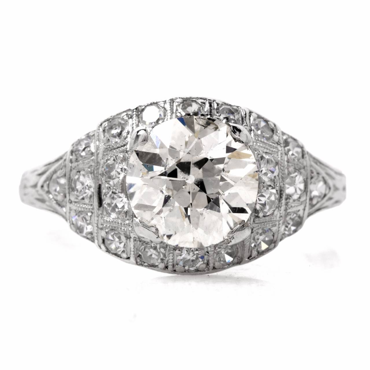Art Deco Diamond Platinum Filigree Engagement Ring In Excellent Condition In Miami, FL