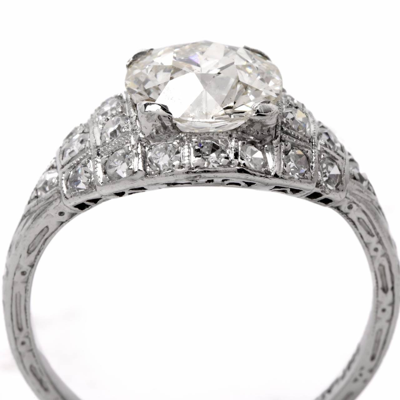 Women's Art Deco Diamond Platinum Filigree Engagement Ring