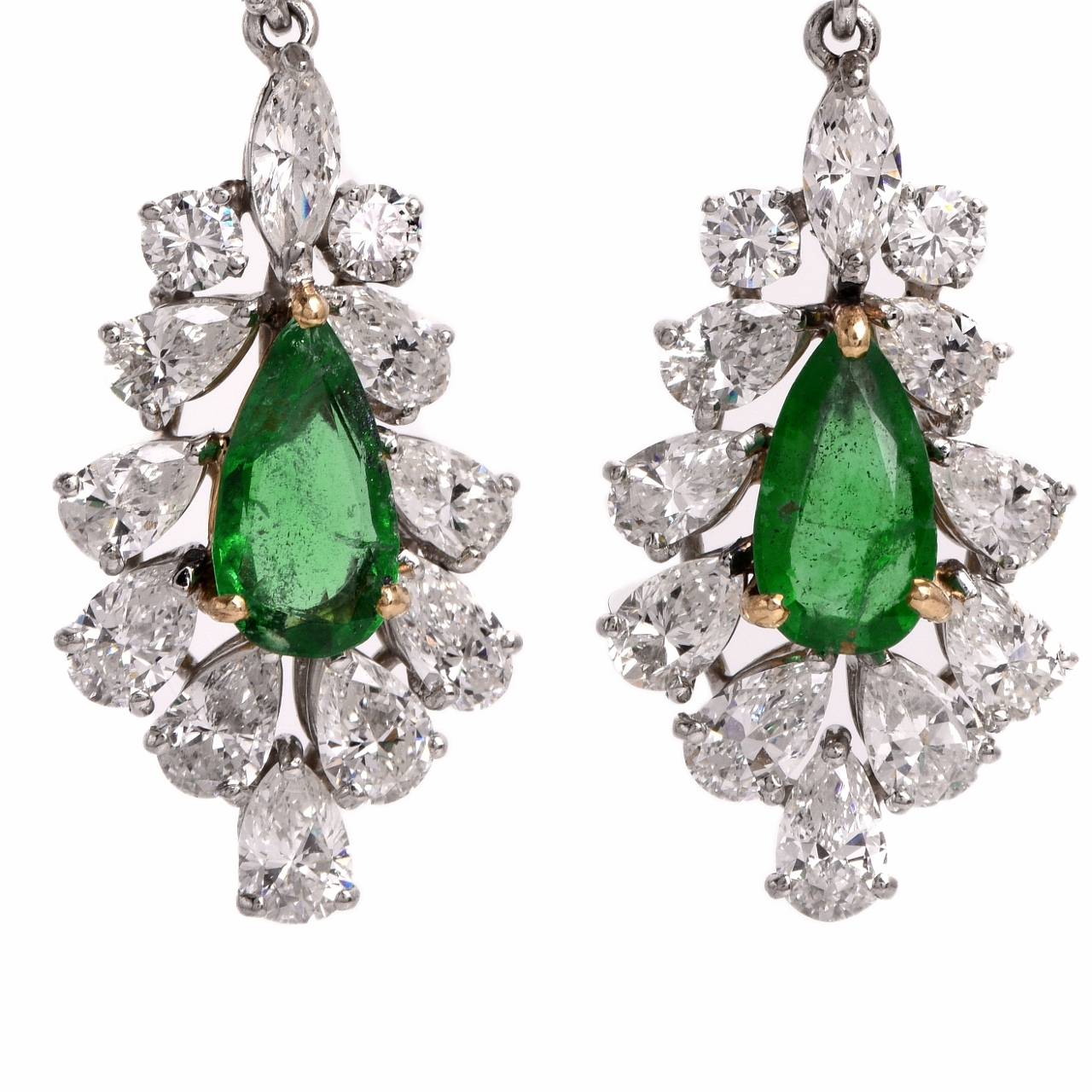 Stunning Emerald Diamond Cluster Day and Night Drop Earrings In Excellent Condition In Miami, FL