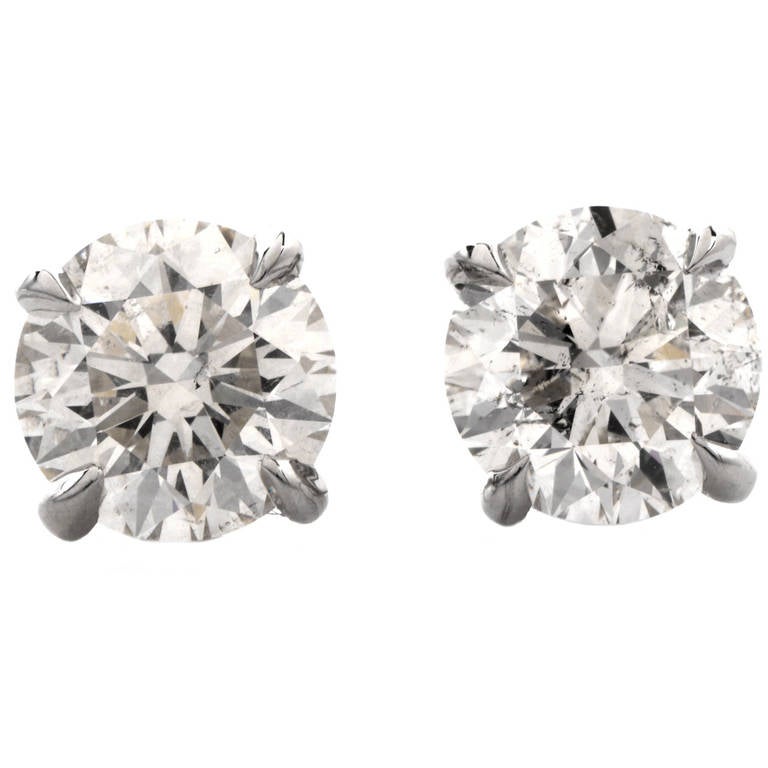 Diamond 2.49 Carats Stud Earrings