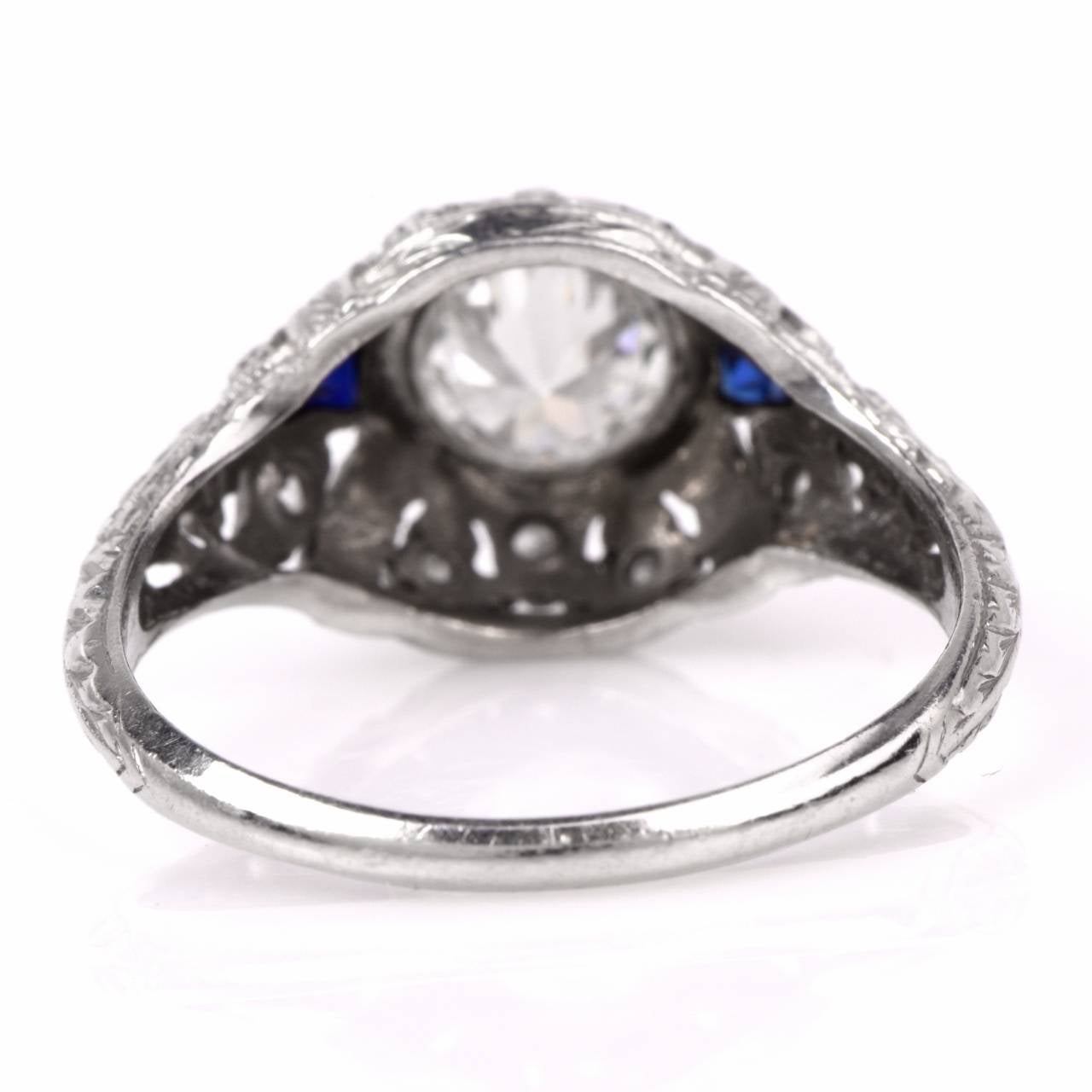 Antique Diamond platinum Engagement ring In Excellent Condition In Miami, FL