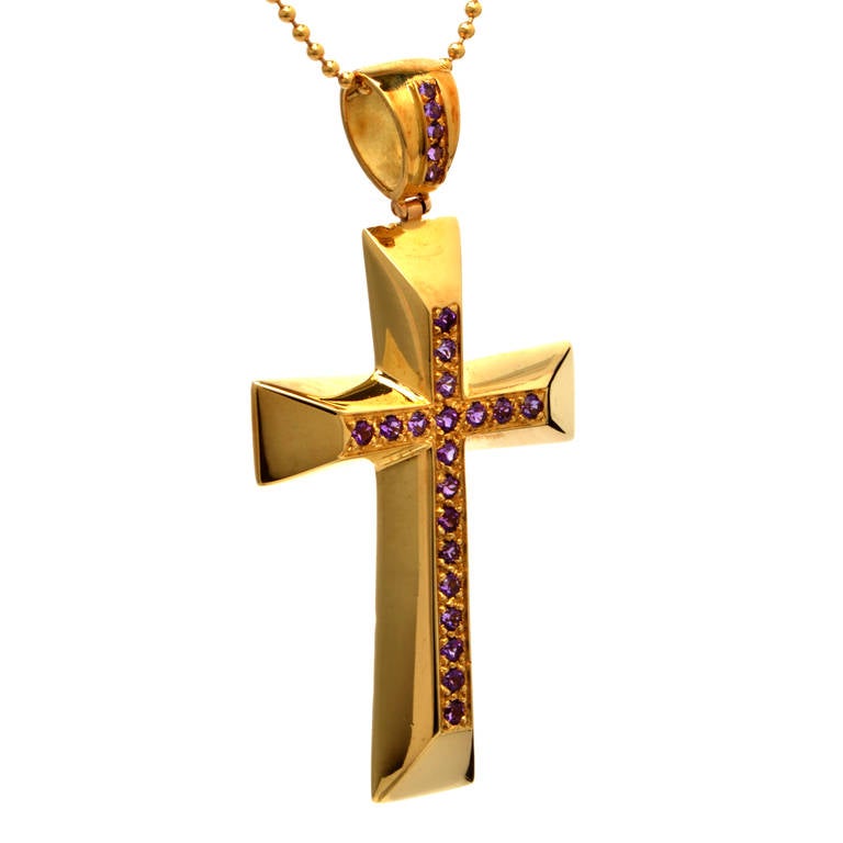 Amethyst Gold Cross Pendant In Excellent Condition In Miami, FL