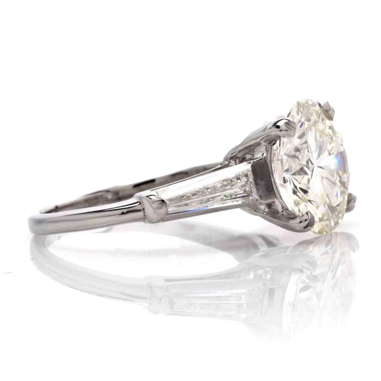 Women's 5.04 Carat GIA Diamond Platinum Engagement Ring
