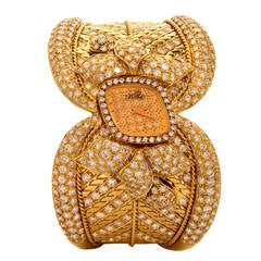 Etoile Lady's Yellow Gold and Diamond Cuff Bracelet Watch
