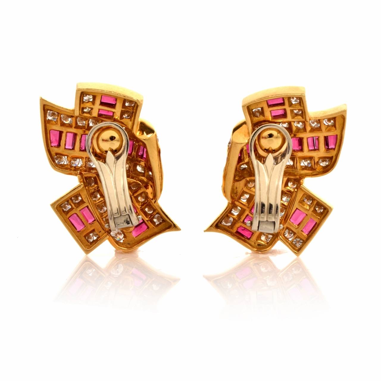 Charls Krypell Ruby Diamond Yellow Gold Clip-On Earrings In Excellent Condition In Miami, FL