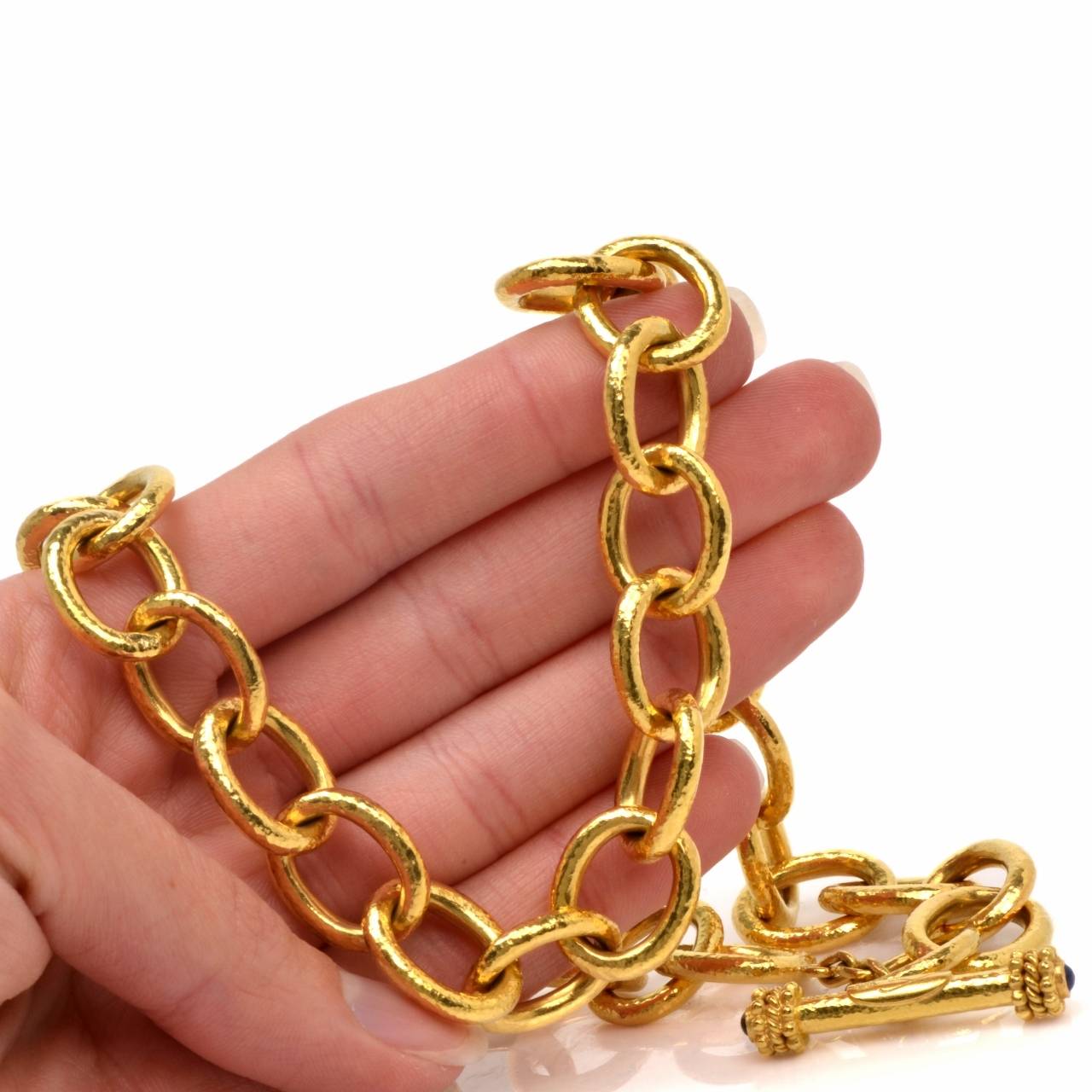 Elizabeth Locke Hammered Yellow Gold Link Necklace 2