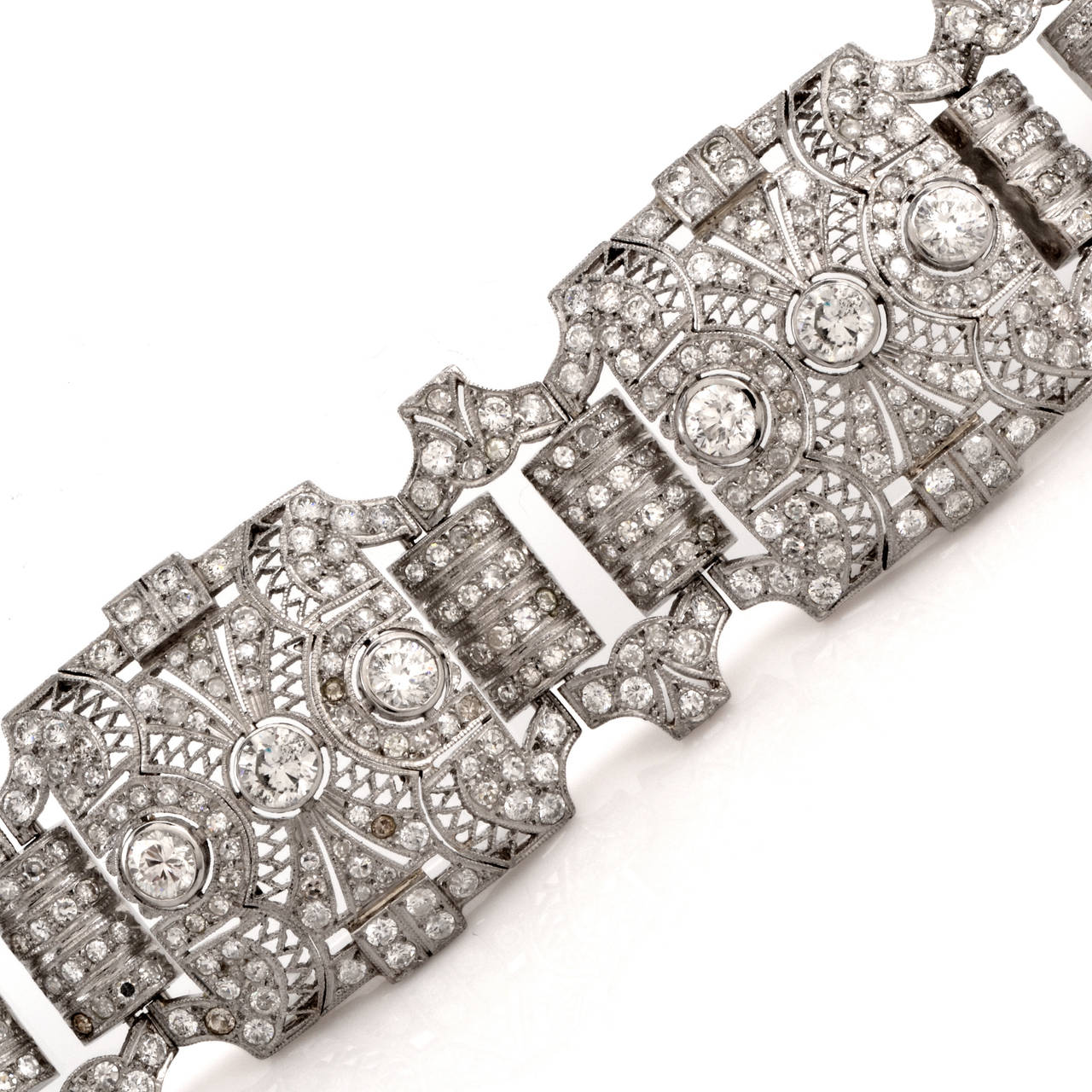 Diamond Platinum Wide Filigree Link Bracelet In Excellent Condition In Miami, FL