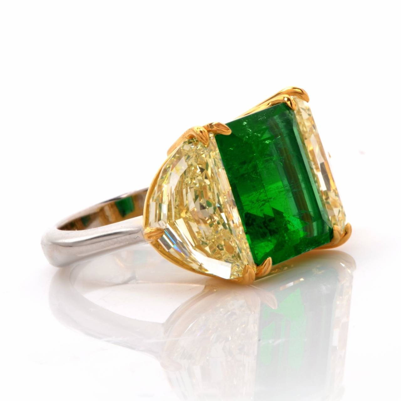 Impressive Emerald Diamond Gold Platinum Cocktail Ring In Excellent Condition In Miami, FL