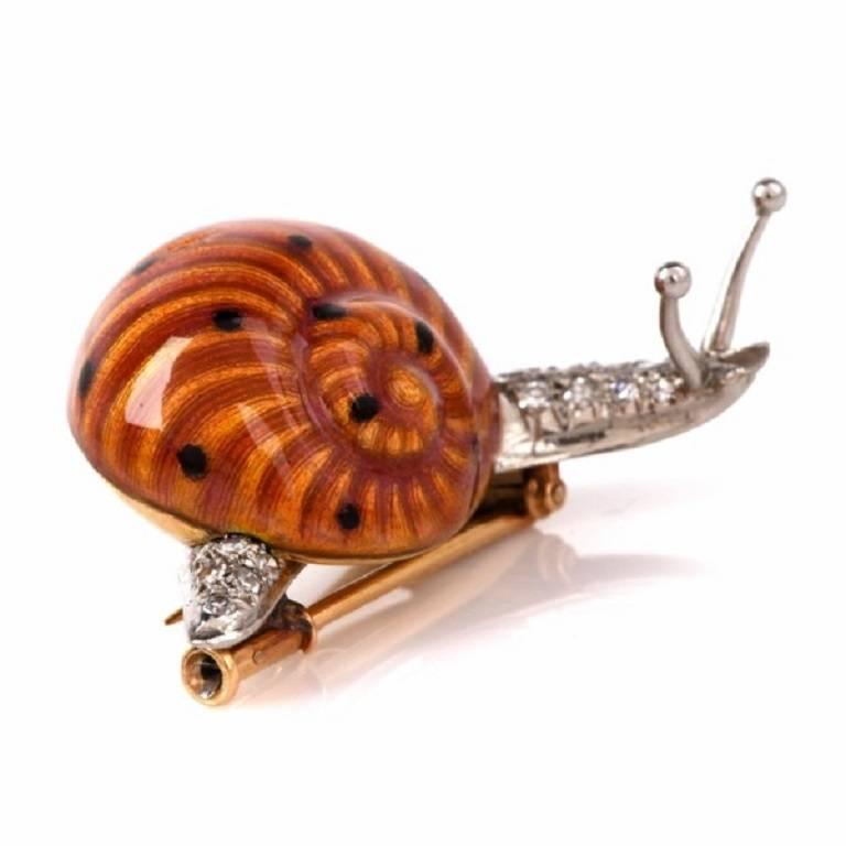 An authentic Boucheron piece of art from their  most popular vintage era  'animal collection', this enchanting lapel brooch is of French provenance, bearing the designer's signature , the French Hallmark, the Mark of Assay of Paris within a