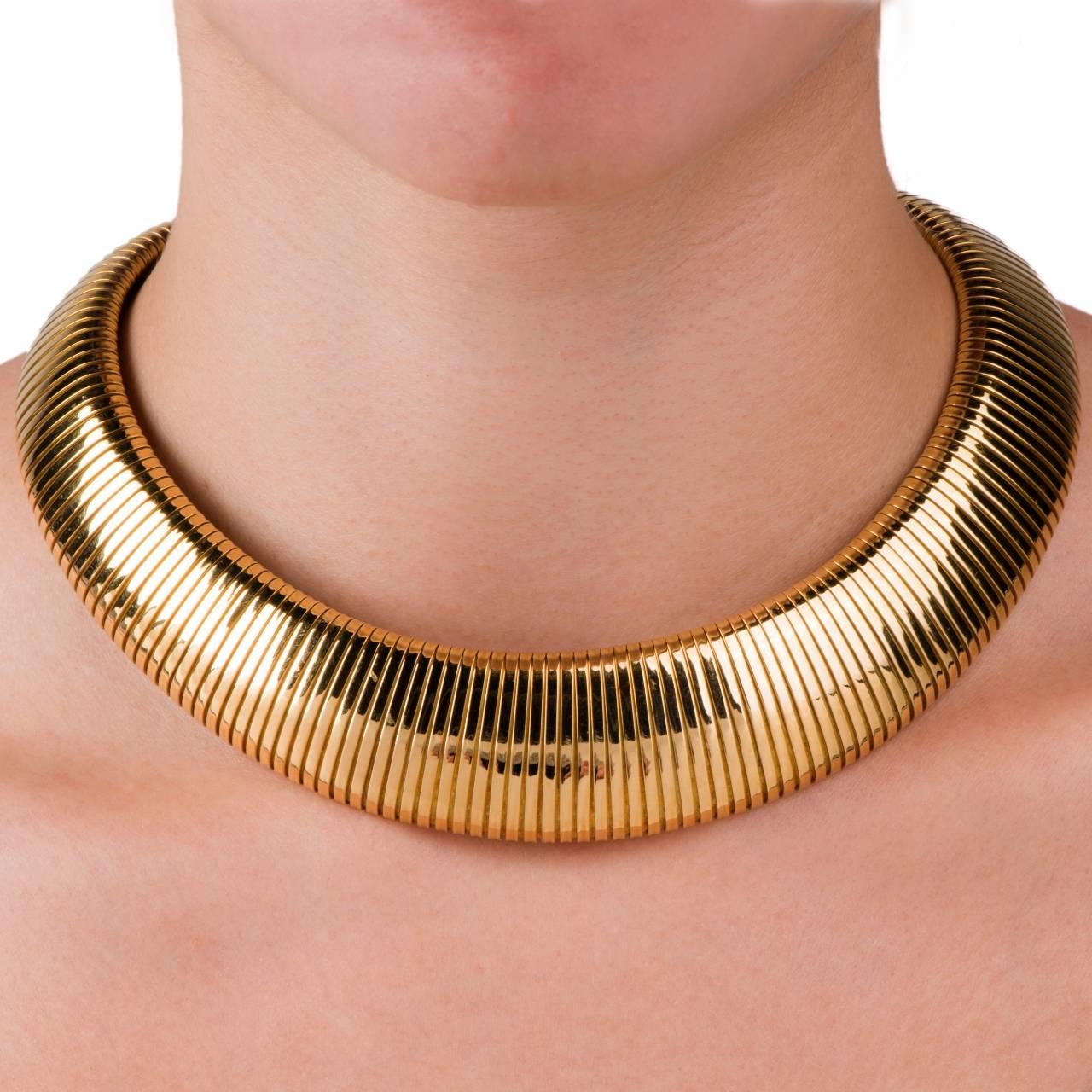 Modern Italian Flexible Gold Choker Snake Necklace 