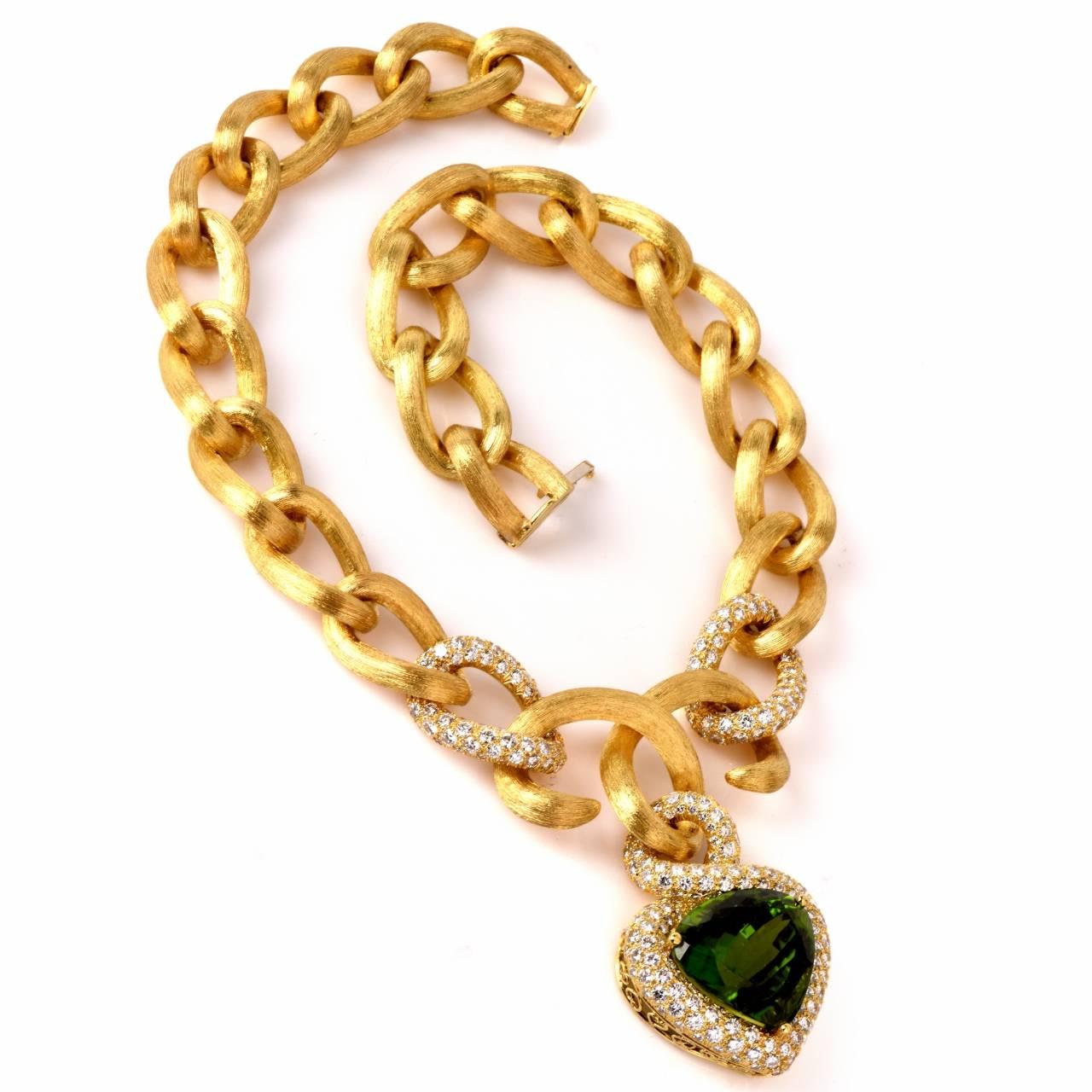 Henry Dunay GIA Cert 61.97 Carat Peridot Diamond gold Heart Pendant Necklace In Excellent Condition In Miami, FL