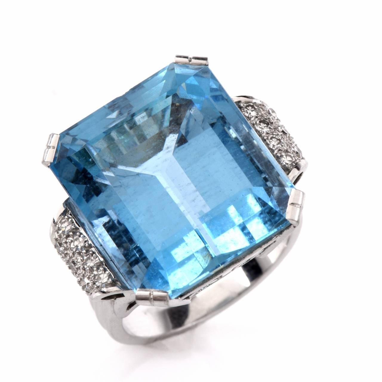 Retro Fine Aquamarine Diamond Platinum Ring In Excellent Condition In Miami, FL