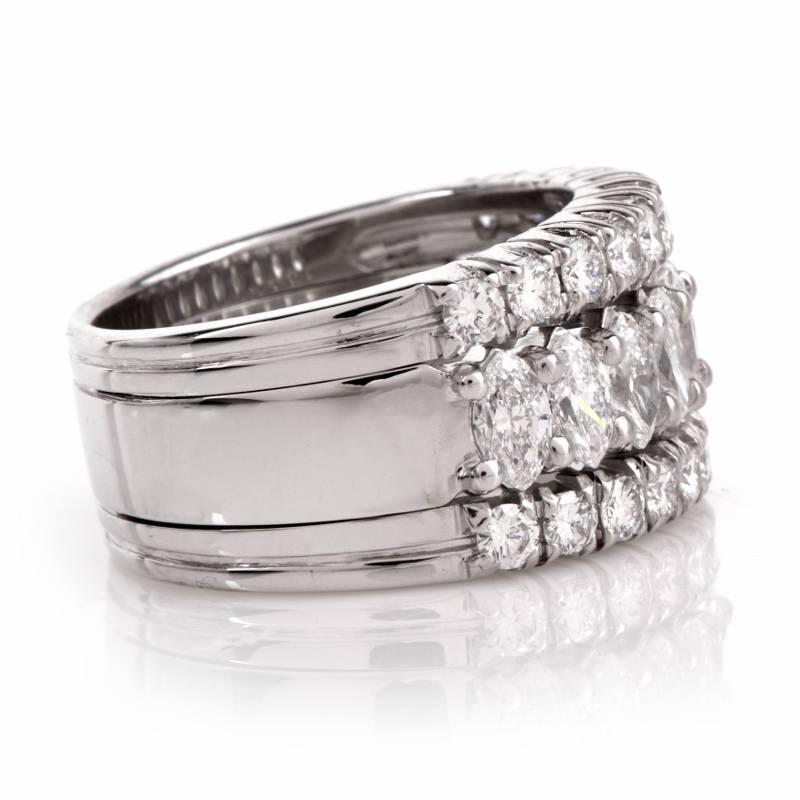 Modern Designer Yanes Diamond 18K  Cocktail Band Ring
