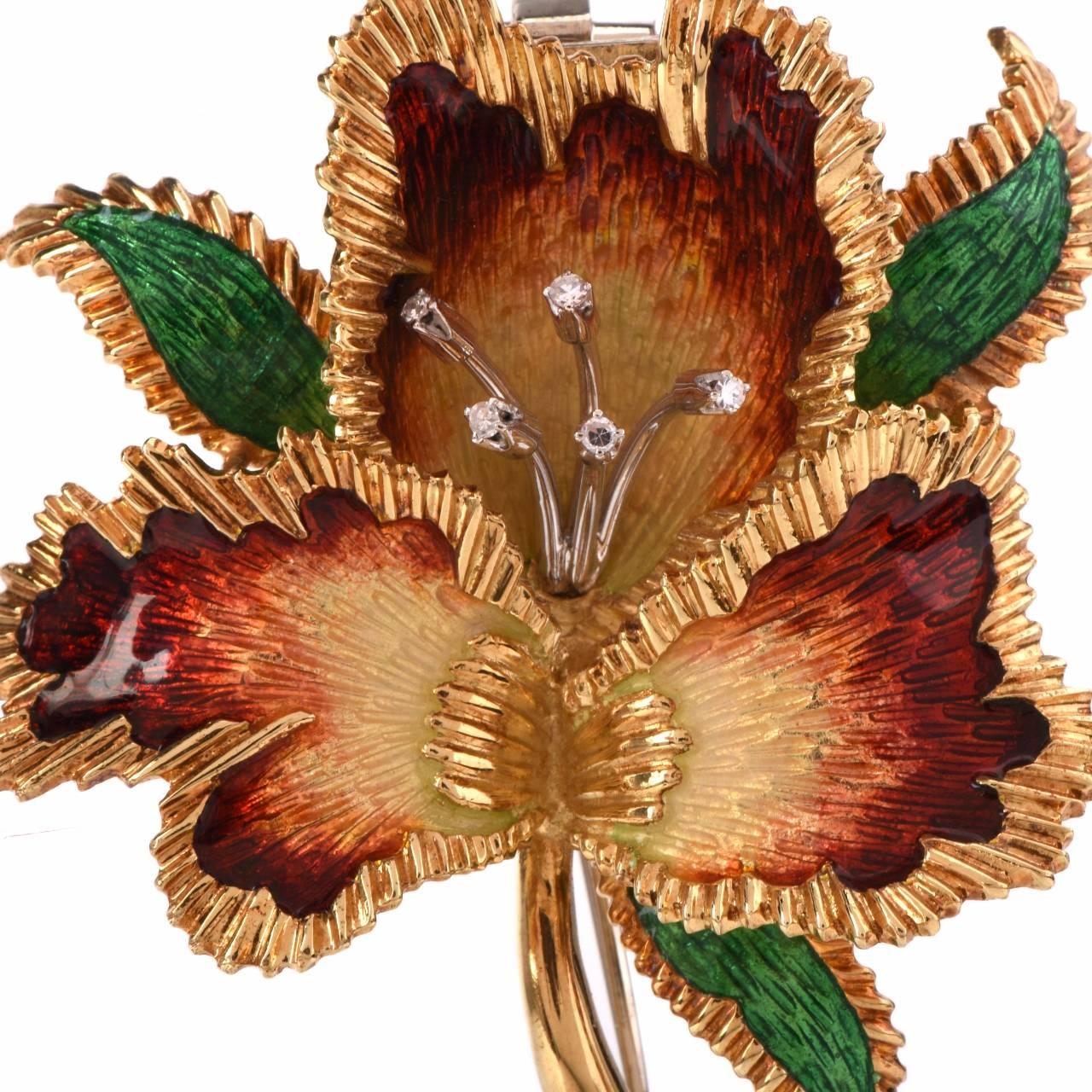 This beautiful vintage floral lapel brooch from the Retro era is of Italian provenance, handcrafted in solid 18K yellow gold, weighing 26.9 grams and measuring 55 mm long x 45 mm wide. Exposing an enchanting three-petal orchid flower with accurate