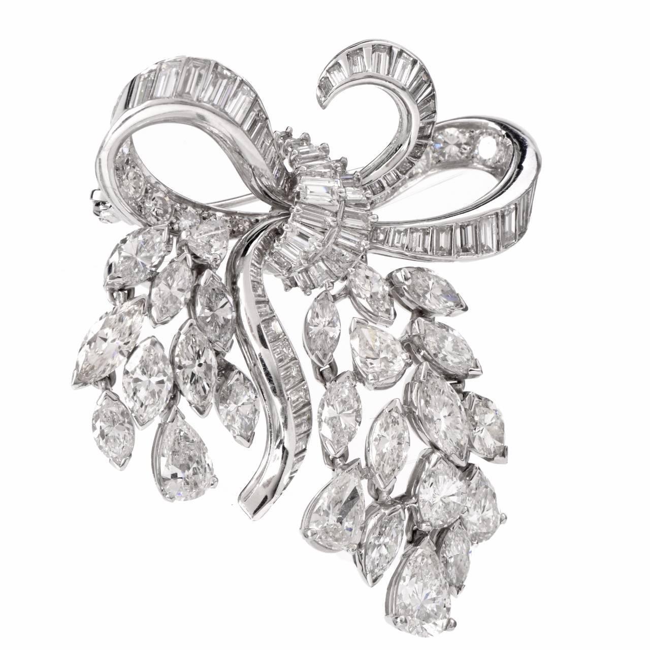 Tiffany and Co. Diamond Platinum Ribbon Bow Brooch For Sale at 1stdibs
