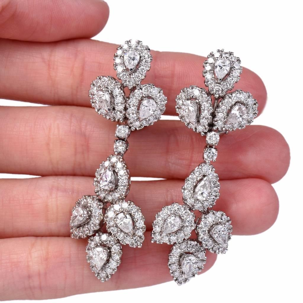 Girandole Era Glamorous Diamond Gold Chandelier Earrings In Excellent Condition In Miami, FL