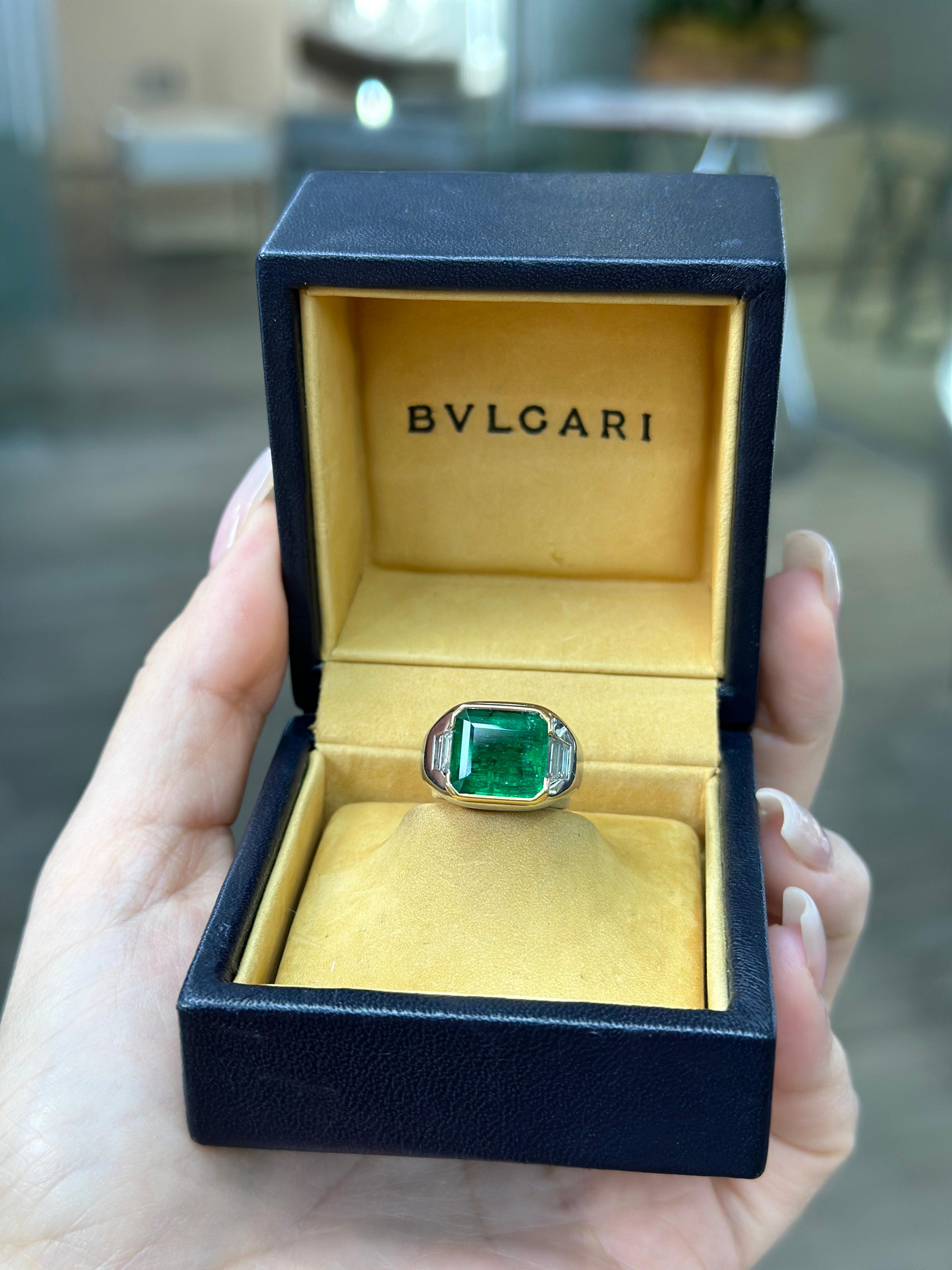 Bvlgari 4.59cts Emerald Diamond Platinum Estate Pinky Bulgari Cocktail Ring For Sale 2