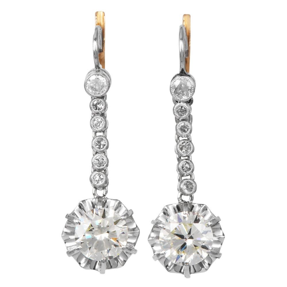 Pendientes colgantes de oro rosa de 18 quilates y platino con diamantes de 3,11 quilates