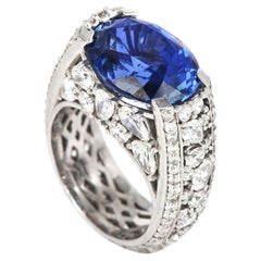 11.09 carats No-Heat Ceylon Sapphire & Diamond 18K Gold Ring