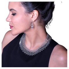 Collier Cléopâtre en or et diamants du designer Garavelli, en promotion