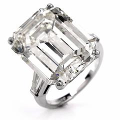 Exceptional Emerald Cut 18.61 Carat Diamond Platinum Engagement Ring