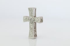 SUWA Platinum Diamond Cross Pendant. PT950 0.6ct Diamond Crucifix Pendant.