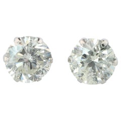 Diamond Stud Earrings. Platinum PT900 2.1ctw Diamond Claw Studs Earrings.