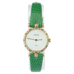 Van Cleef and Arpels 18901 B1 watch 18k Gold VCA Classique Emerald Diamond Bezel