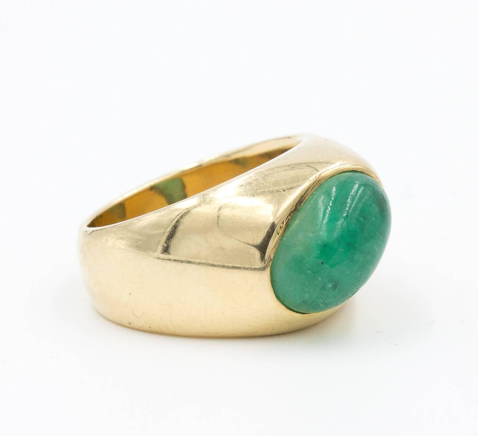 Yellow Gold and Emerald Ring 1