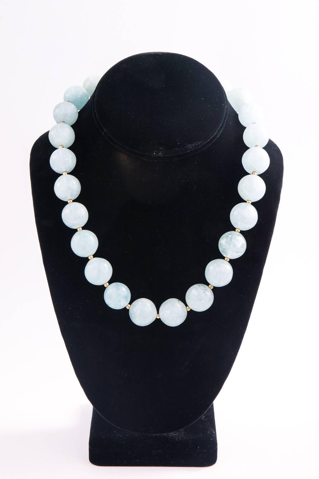 Natural Aquamarine Bead Necklace In Excellent Condition In St.amford, CT