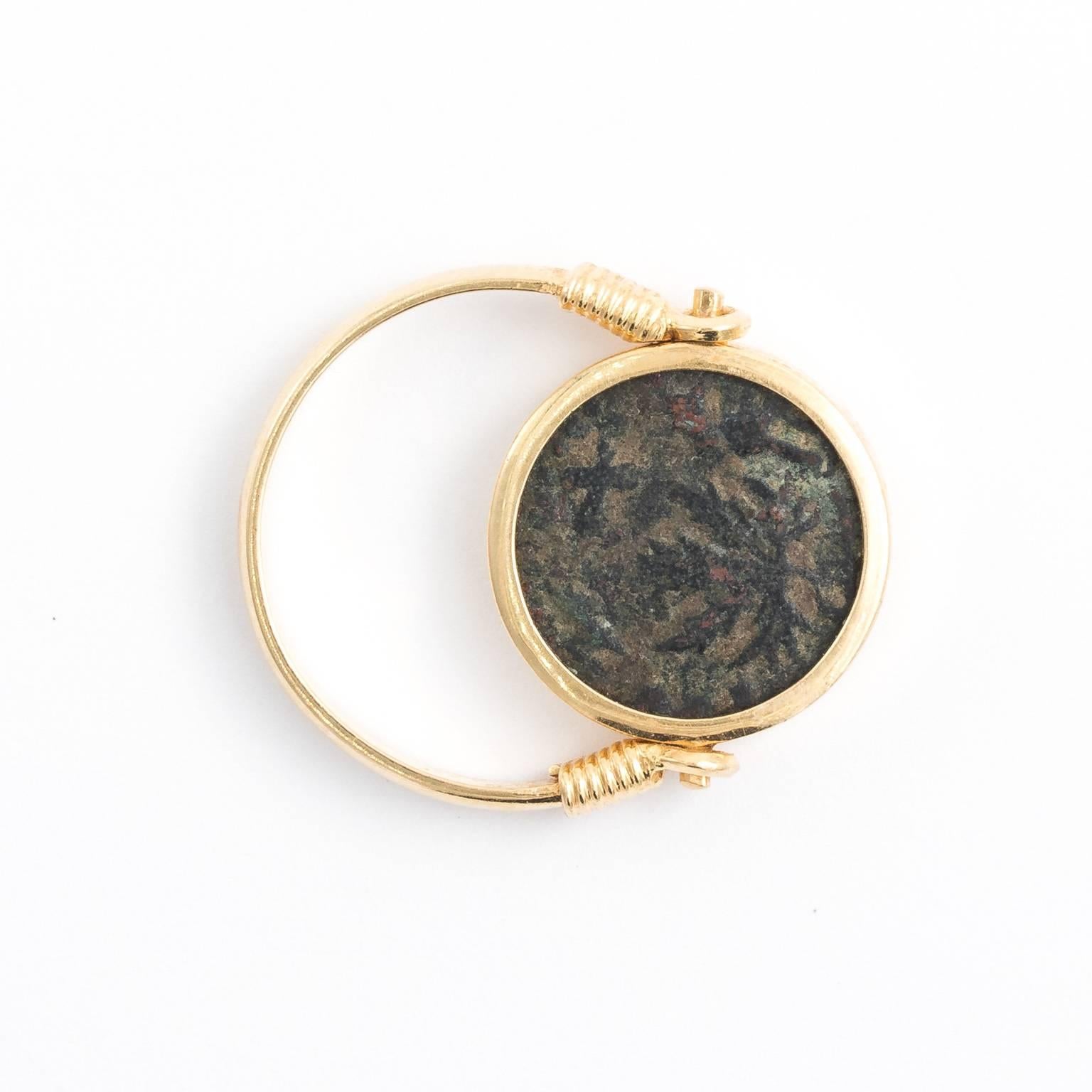 Women's Late Victorian Roman Coin Ring Set in 18 Karat Gold For Sale