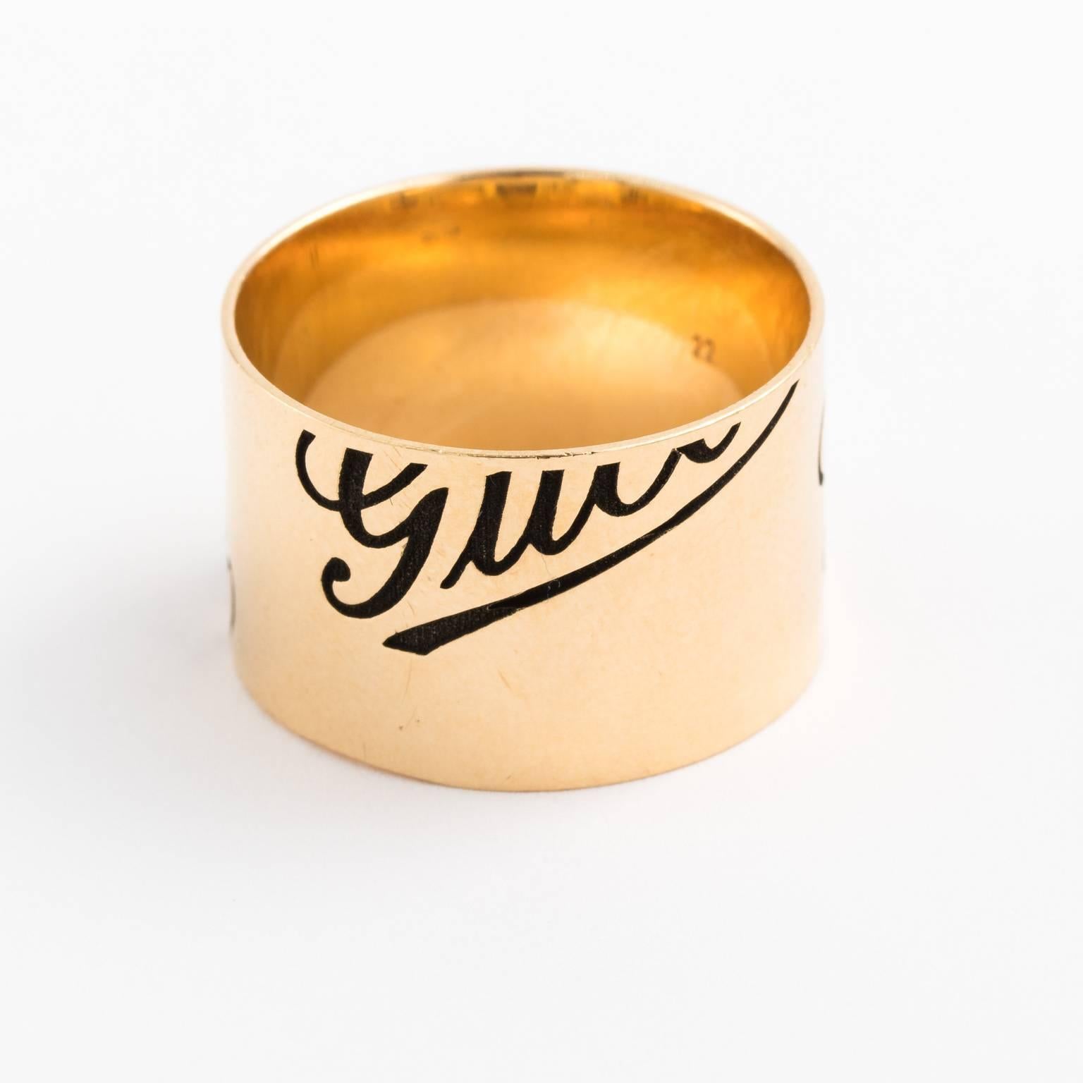 Gucci Gold Band Ring In Excellent Condition For Sale In St.amford, CT