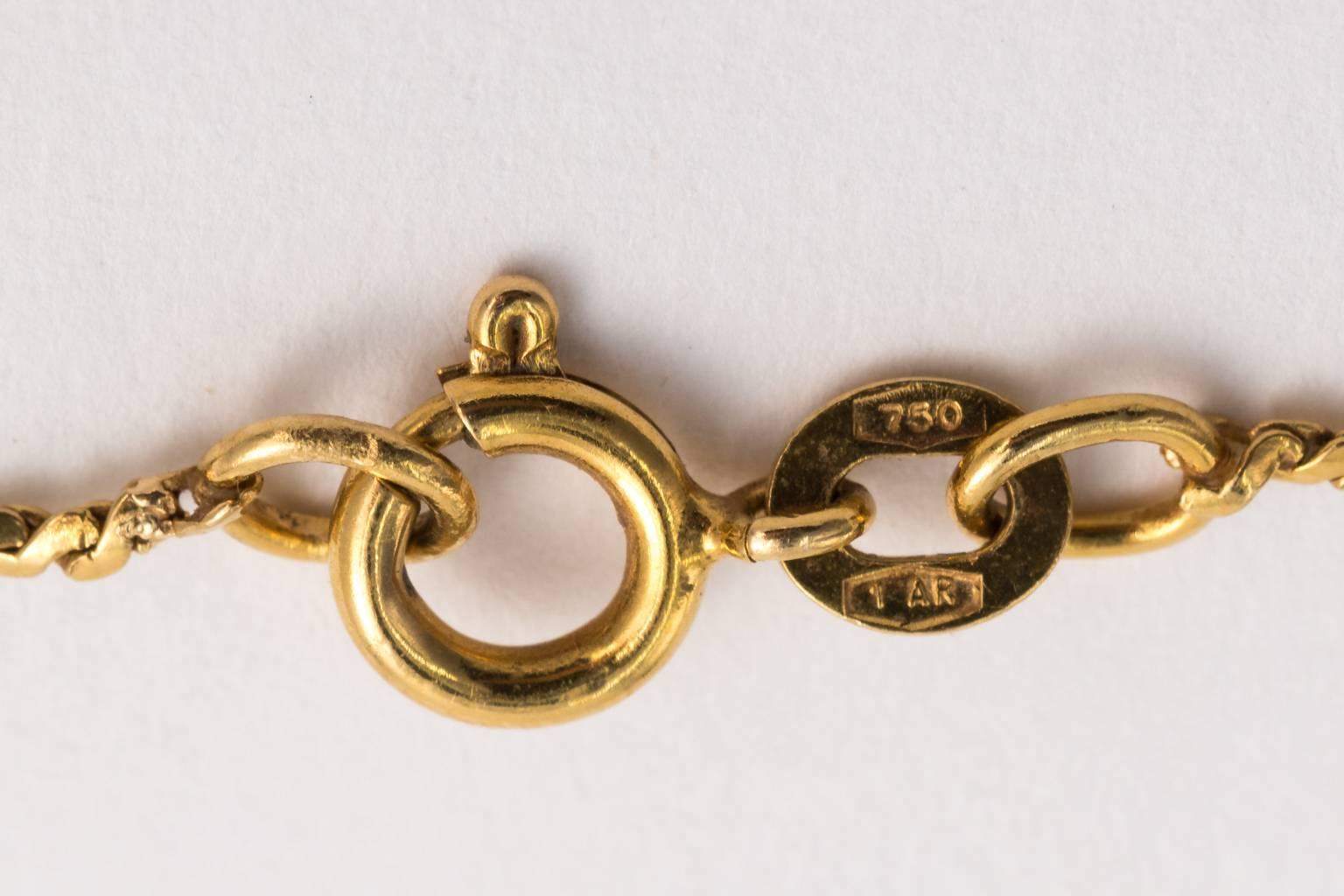 18 Karat Gold Pendant Necklace 1