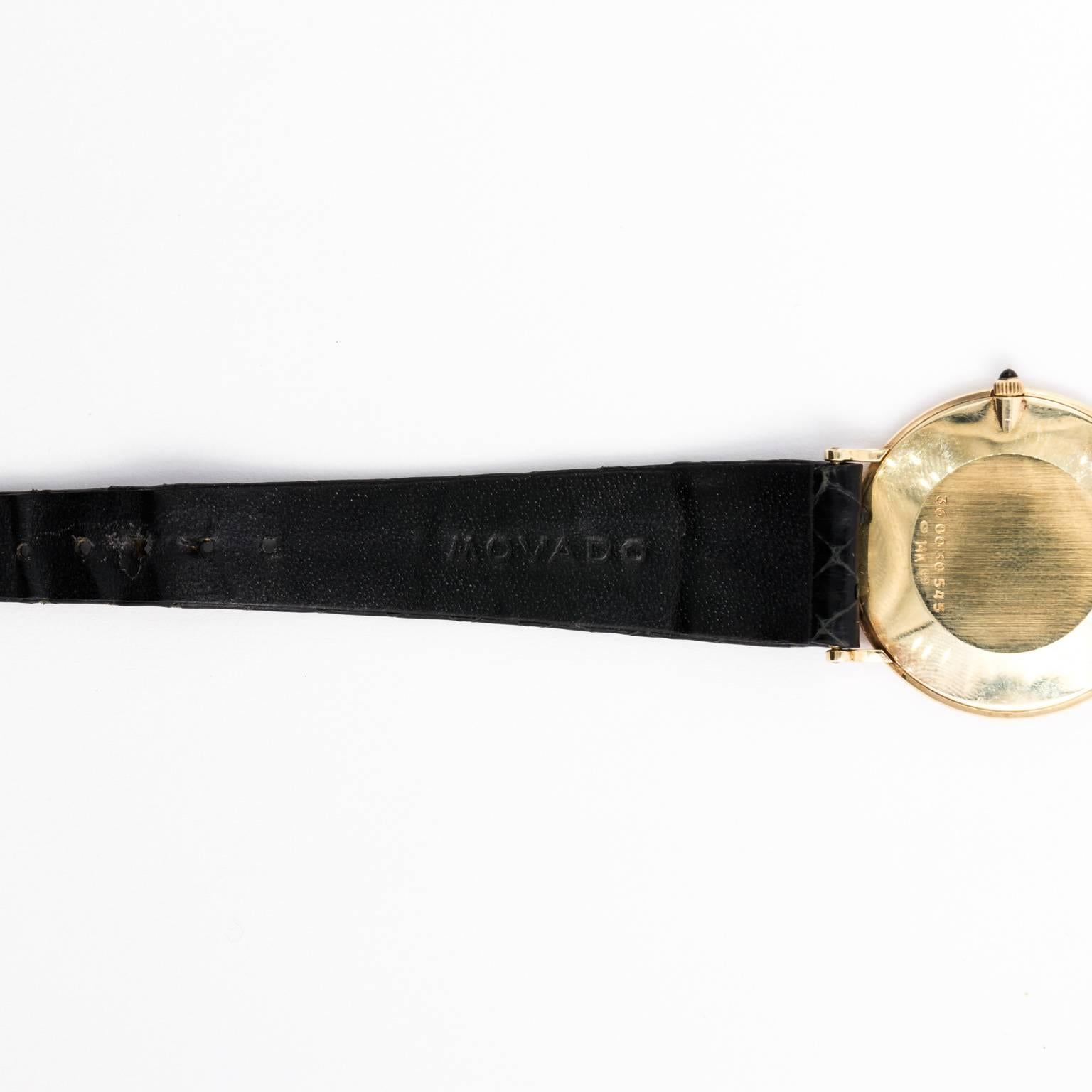 Movado Uhr aus 14 Karat Gold (Zeitgenössisch)