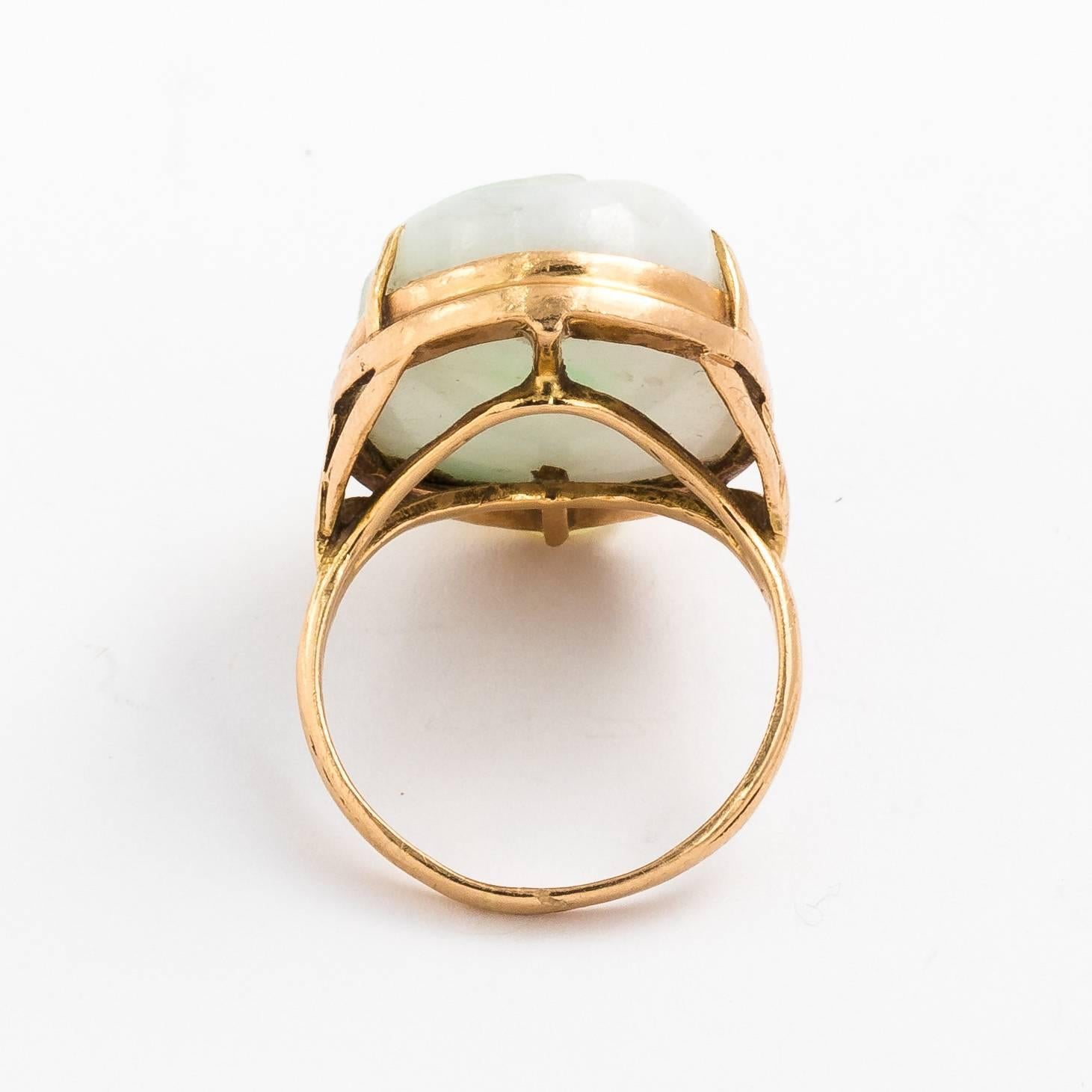 Stunning Large Ming's of Honolulu Antique Carved Jadetie Jade Ring In Excellent Condition In St.amford, CT