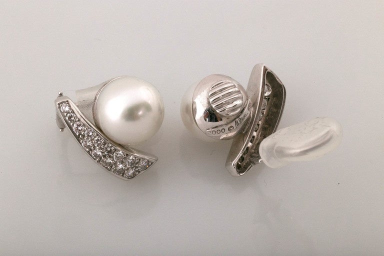 South Sea Pearl Diamond Gold Earrings In Excellent Condition In St.amford, CT