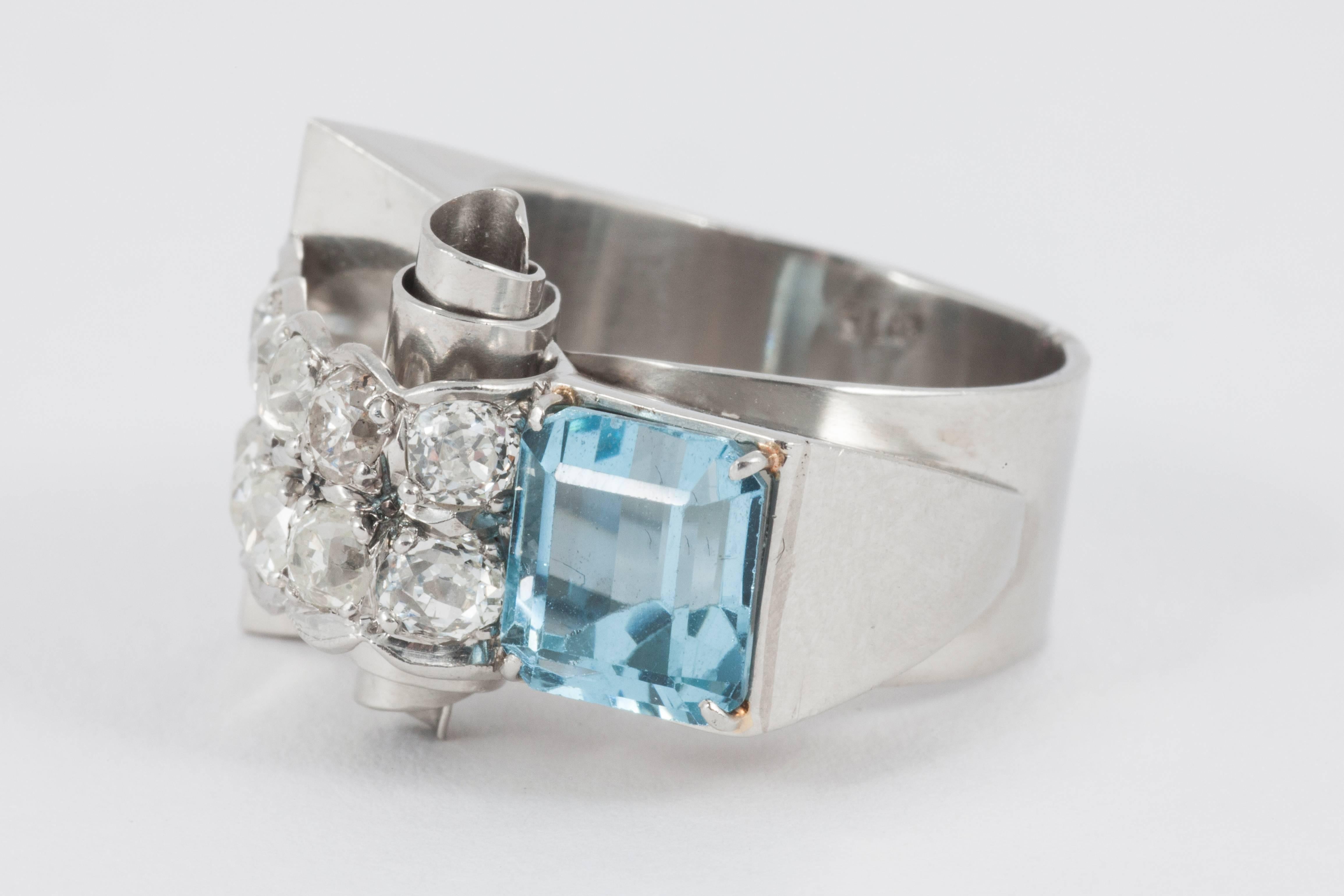 Art Deco Aquamarine Diamond platinum Ring In Excellent Condition For Sale In London, GB