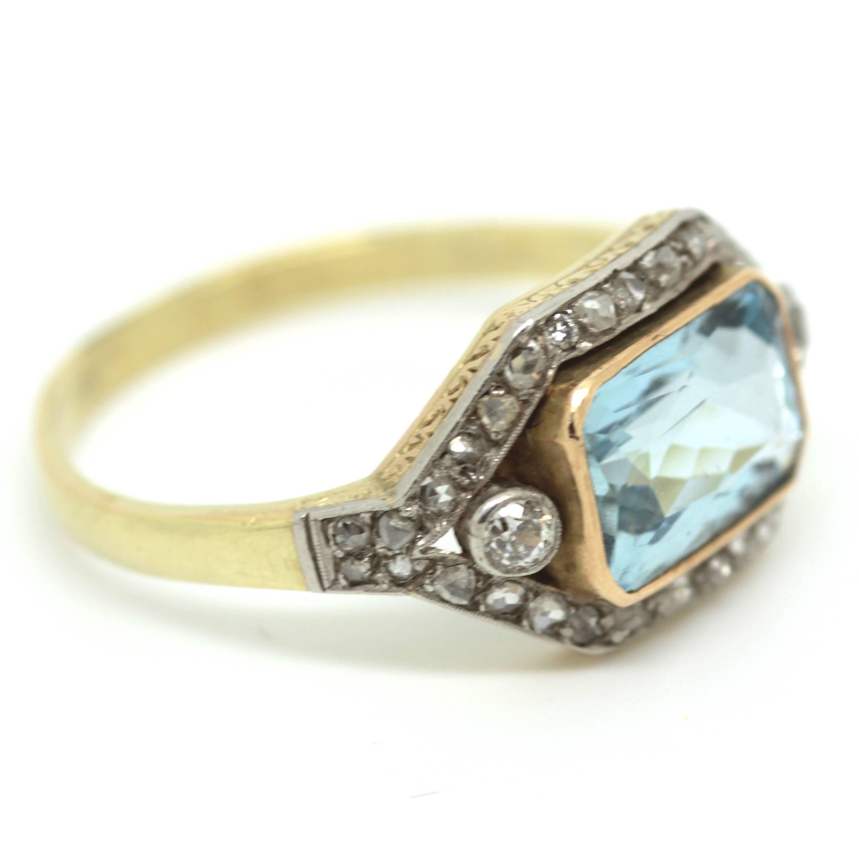 1920's Art Deco Aquamarine and Diamond Ring For Sale 1