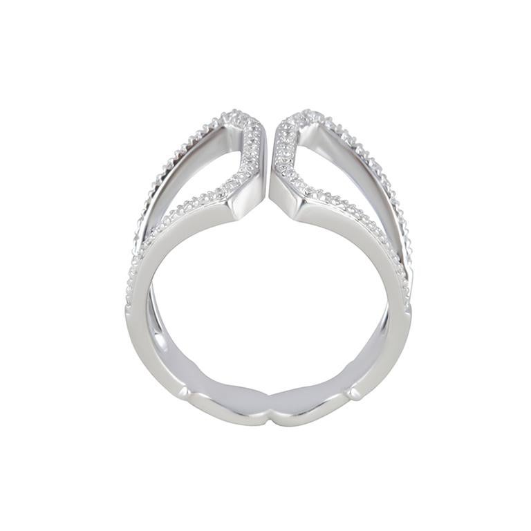 Moderne Bague en or blanc 18 carats ornée d'un diamant blanc de 1/2 carat (sans défaut) en vente