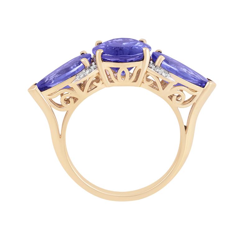 Moderne AA+ Bague en or jaune 14K Tanzanite et diamant blanc 6,45cts en vente