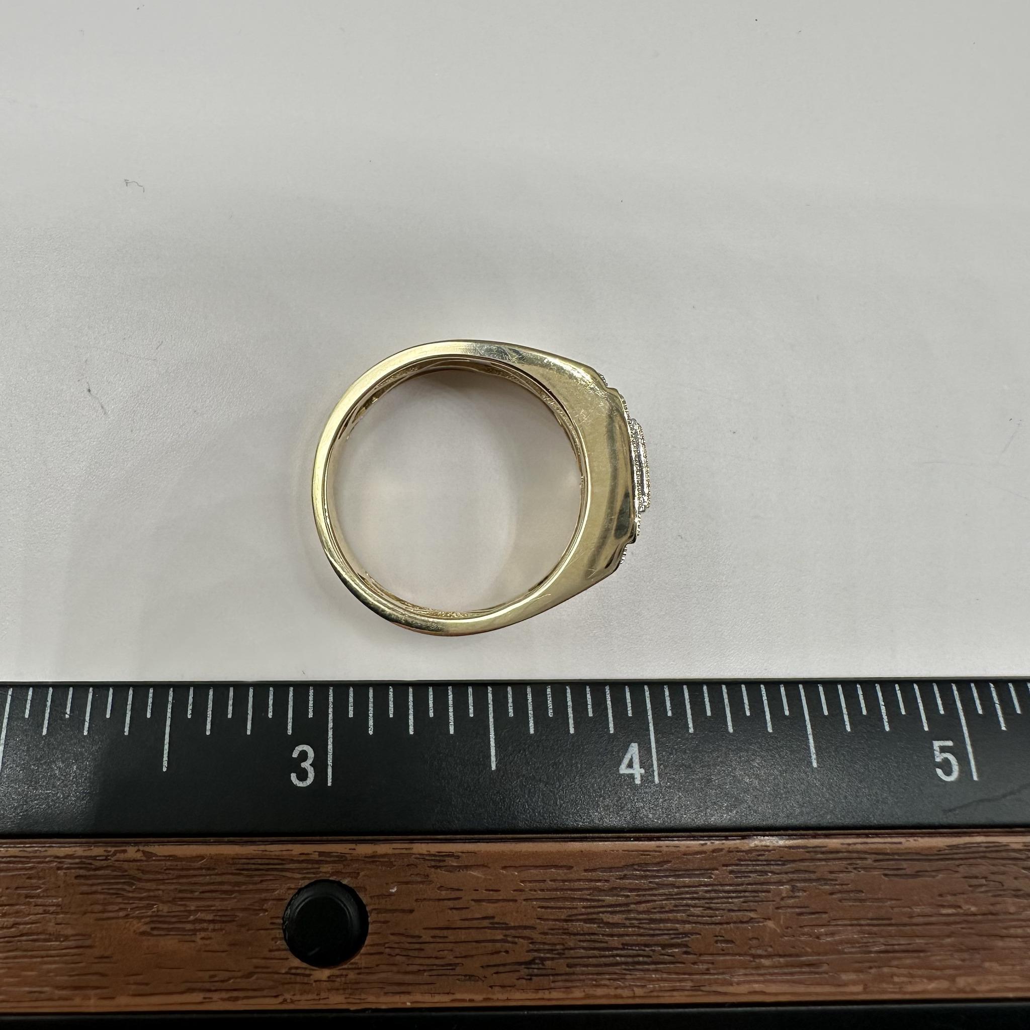 Estate Micro Diamond Cluster Platz abgestuften Ring in 10k Gelbgold - 0,25ctw für Damen oder Herren im Angebot