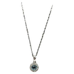 Topas & Diamant-Halskette aus 10kt Weißgold - 4mm Schweizer Blautopas, 0,06ctw