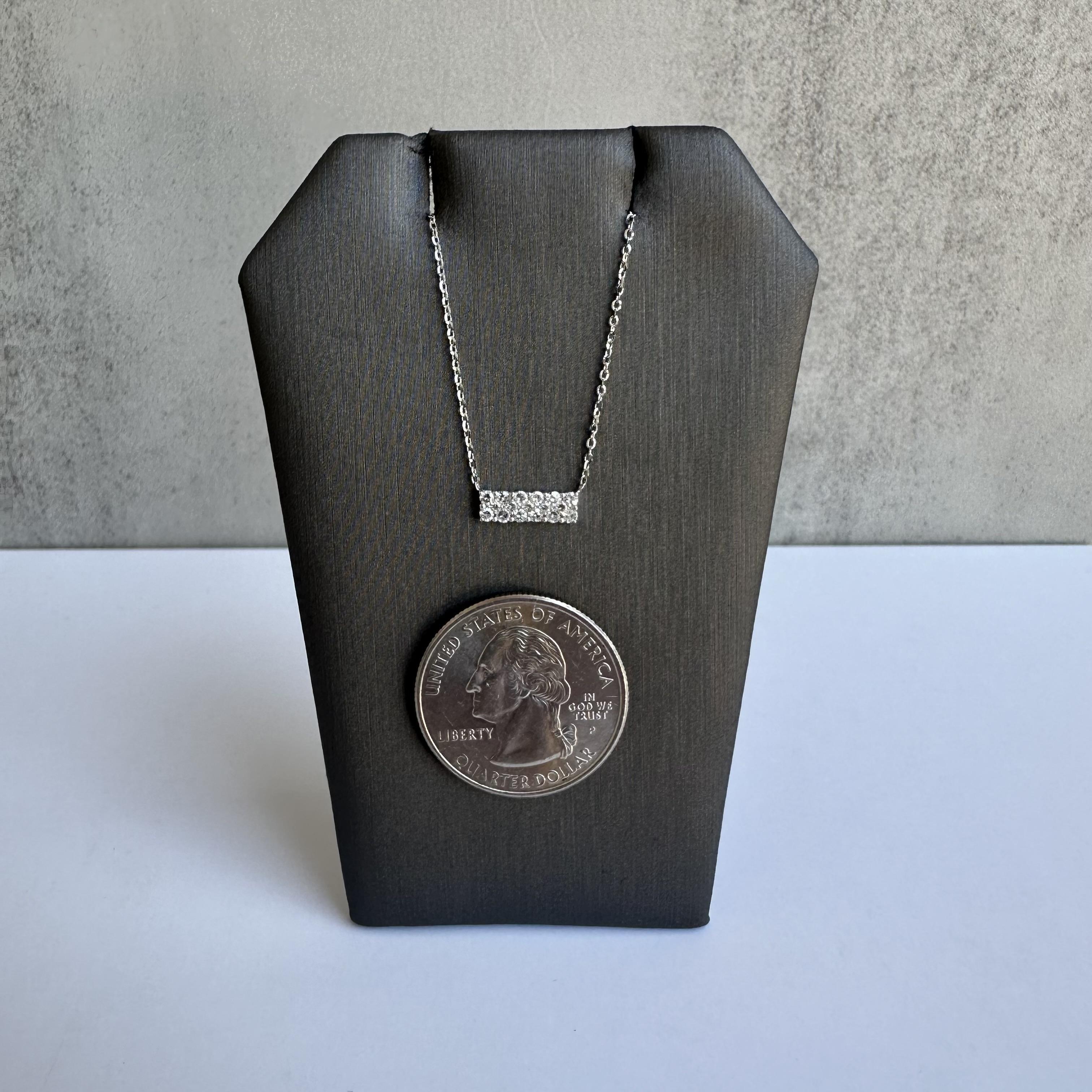 Taglio rotondo Collana Diamond Bar in oro bianco 14 carati - Diamanti naturali 0,21 carati, regolabile in vendita