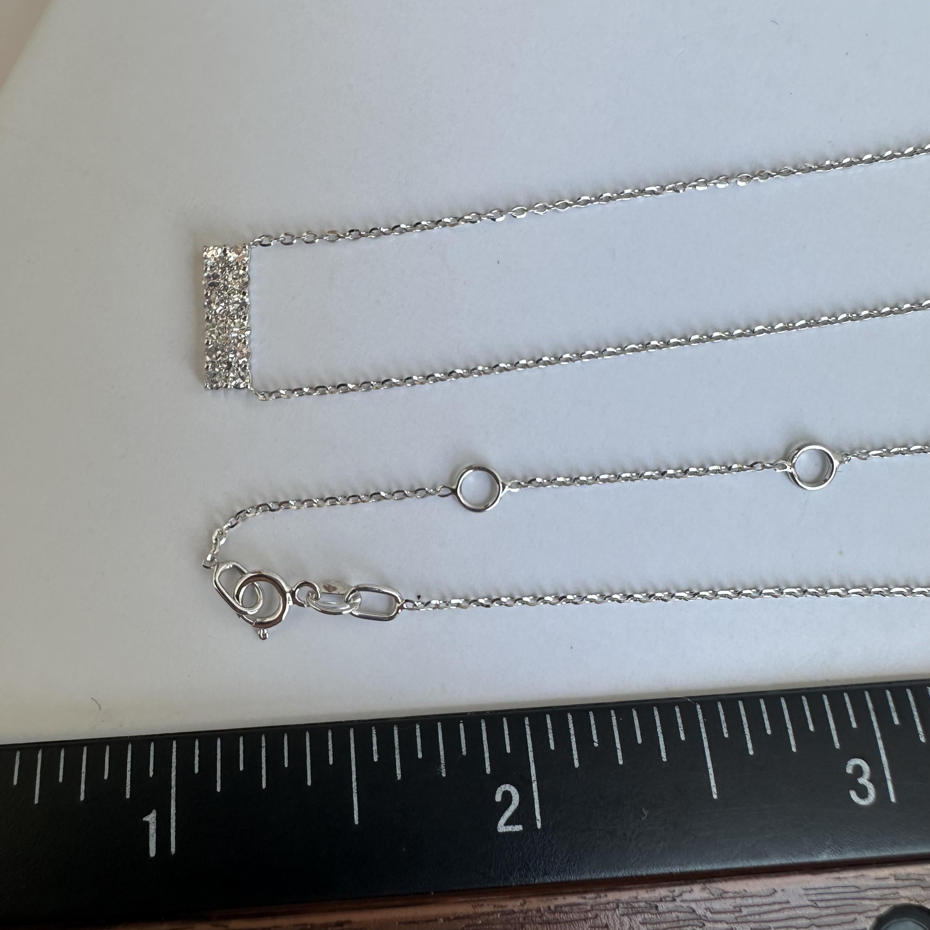 Collana Diamond Bar in oro bianco 14 carati - Diamanti naturali 0,21 carati, regolabile In condizioni Nuovo in vendita a West Hempstead, NY