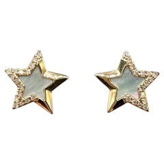Effy Pendientes Estrella Diamante Madreperla Oro Amarillo 14K 0.11ctw Nuevo