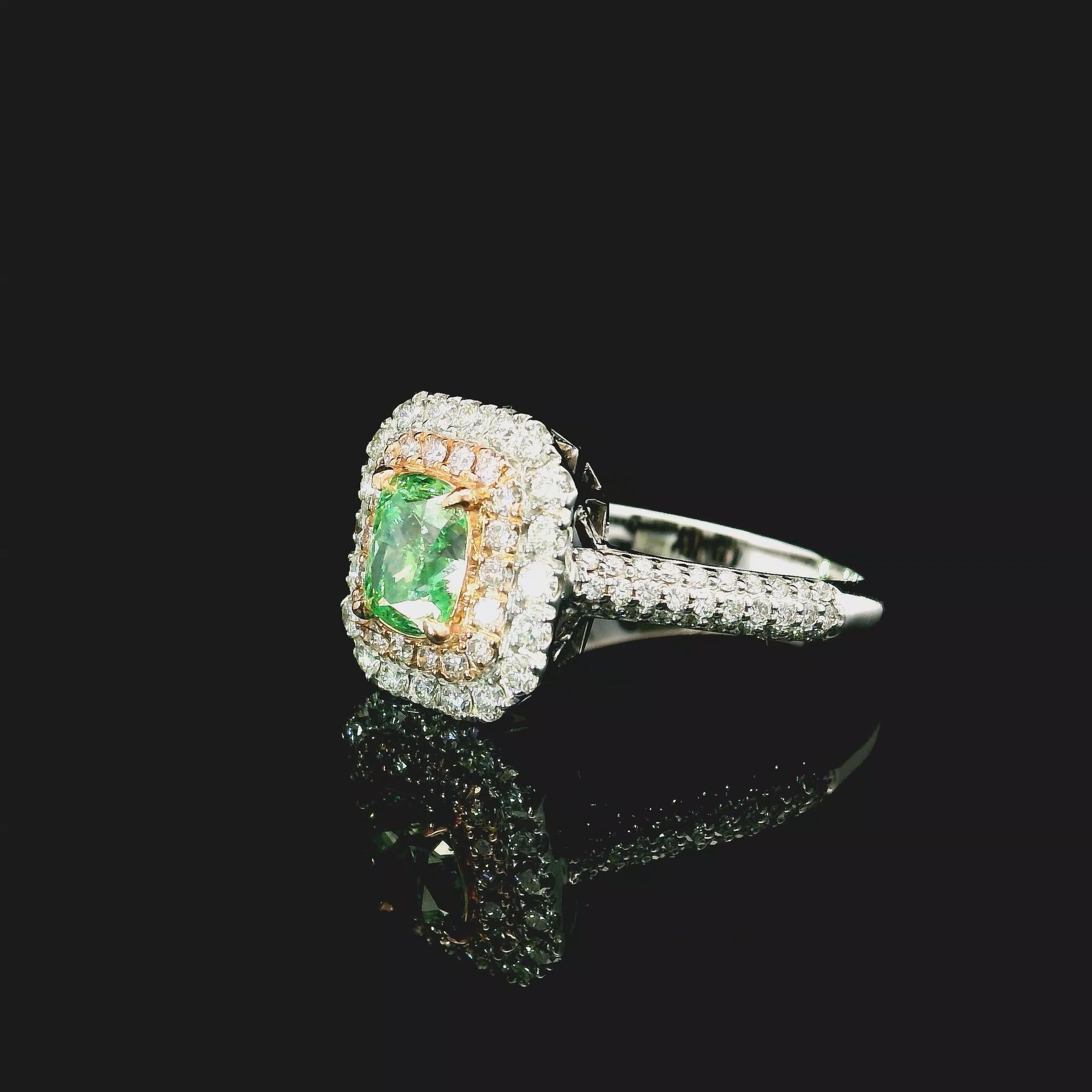 Bague avec diamant vert fantaisie certifié AGL de 1.00 carat de pureté VS Neuf - En vente à บางรัก, TH